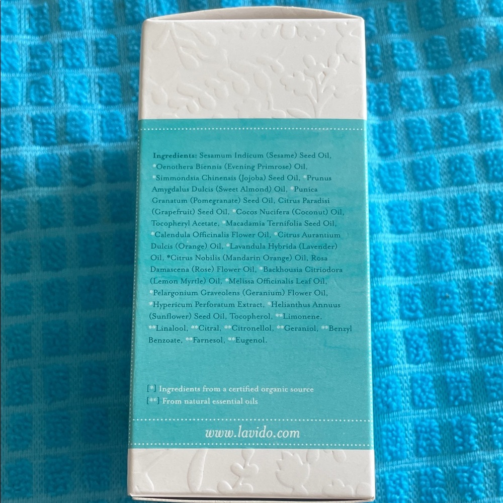 Lavido Replenishing Facial Serum - White - Picture 4 of 4